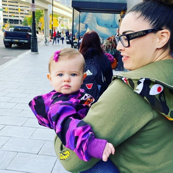 Meet your Posher, Ashley - Picture 2 of 2